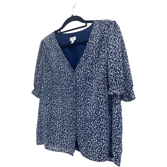 J Crew Factory Floral Top/ Blouse size medium - Picture 1 of 3
